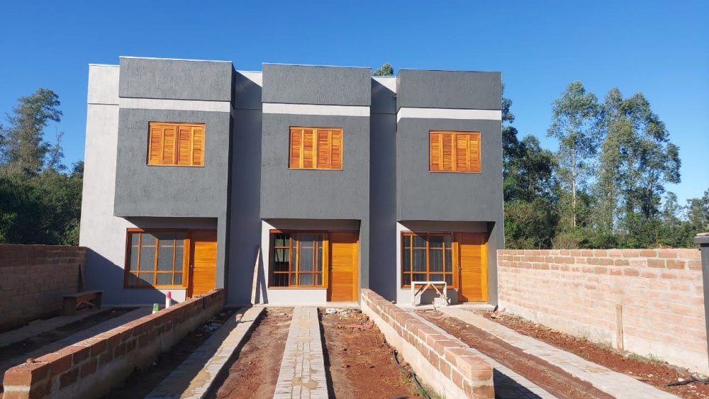 Sobrado Geminado - Venda - So Bento - Lajeado - RS